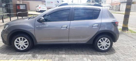 RENAULT STEPWAY 1.0 12V SCE FLEX ZEN MANUAL RENAULT STEPWAY 1.0 12V SCE FLEX ZEN MANUAL